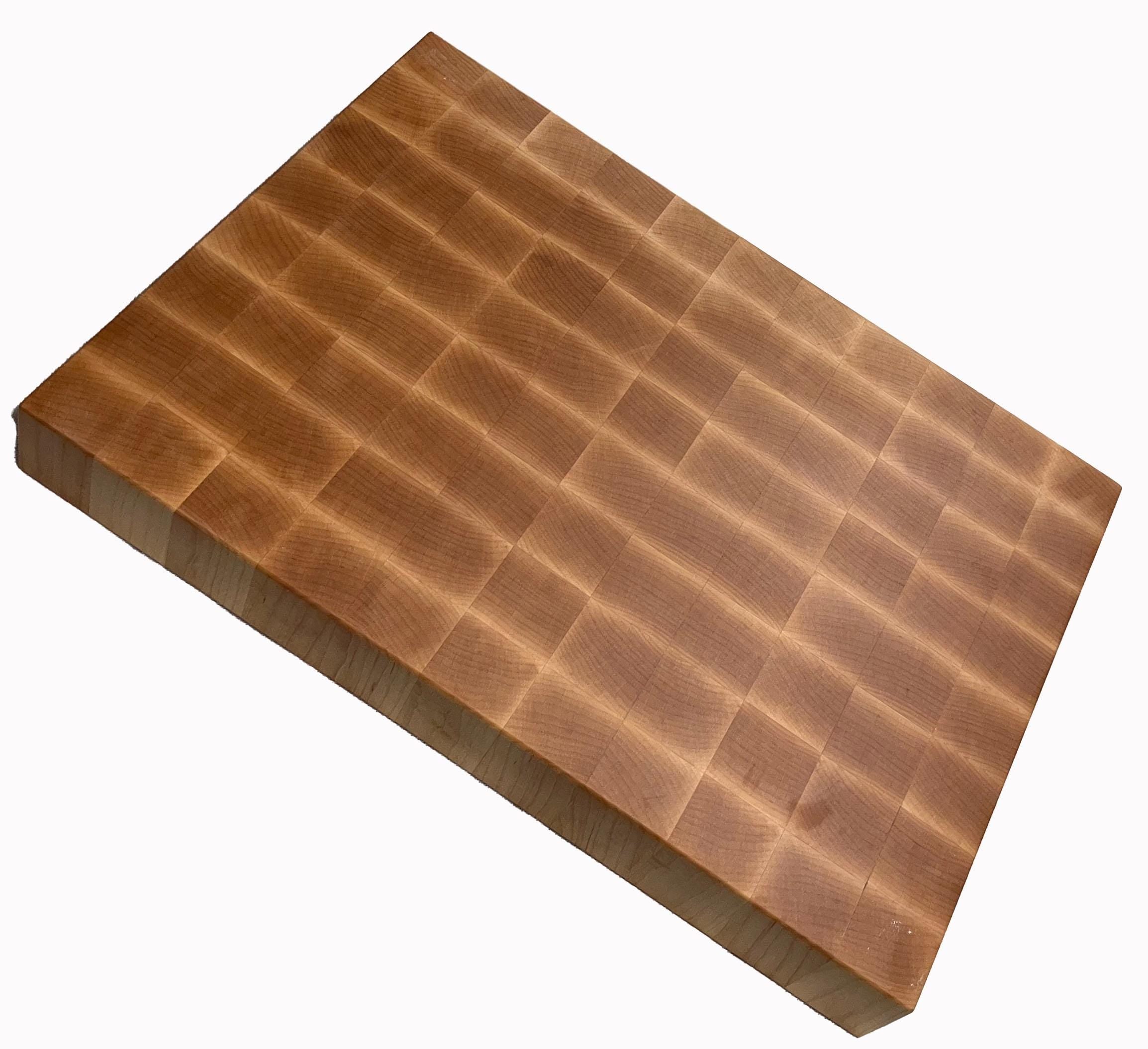 End Grain Maple Chopping Block Handmade Butcher Block Heavy-Duty Cutting Board 15x20x2.25"